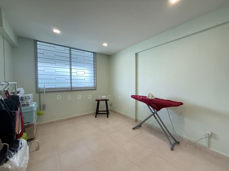 503 Bukit Batok Street 52, 503 Bukit Batok Street 52, 2 Bedrooms, 689 sqft, HDB Flat For Sale, by Derrick Goh, 500206594 - Interior - PropertyGuru.com.sg