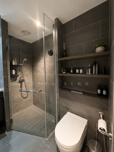 Affinity At Serangoon, , 2 Bedrooms, 762 sqft, Condominium For Sale, by Agnes Seng, 500206611 - Bathroom - PropertyGuru.com.sg