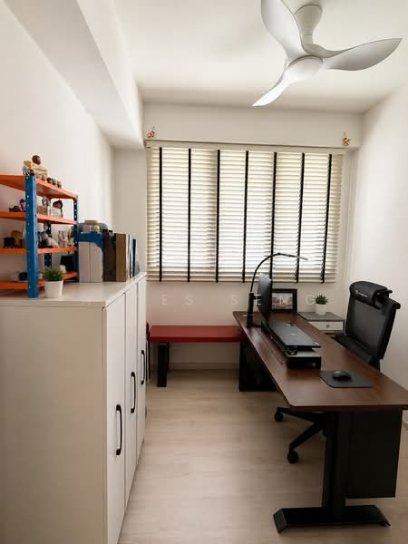 Affinity At Serangoon, , 2 Bedrooms, 762 sqft, Condominium For Sale, by Agnes Seng, 500206611 - Common bedroom - PropertyGuru.com.sg