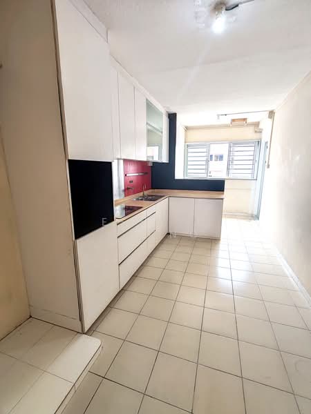 524 Hougang Avenue 6, 524 Hougang Avenue 6, 3 Bedrooms, 1,130 sqft, HDB Flat For Sale, by Esther Whong, 500206612 - Kitchen - PropertyGuru.com.sg