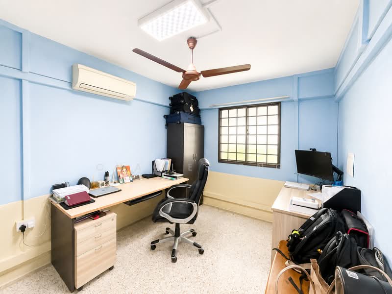 440 Ang Mo Kio Avenue 10, 440 Ang Mo Kio Avenue 10, 2 Bedrooms, 721 sqft, HDB Flat For Sale, by Charles Ong, 500206618 - Study - PropertyGuru.com.sg