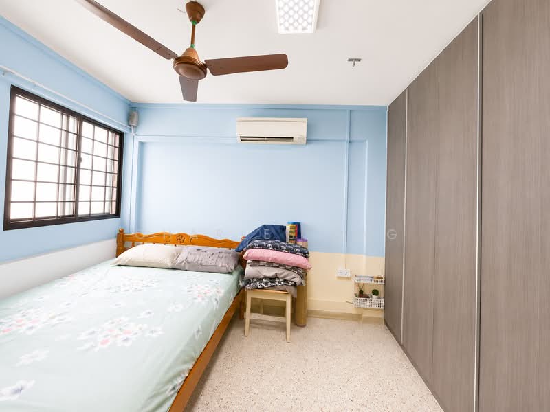440 Ang Mo Kio Avenue 10, 440 Ang Mo Kio Avenue 10, 2 Bedrooms, 721 sqft, HDB Flat For Sale, by Charles Ong, 500206618 - Bedroom - PropertyGuru.com.sg