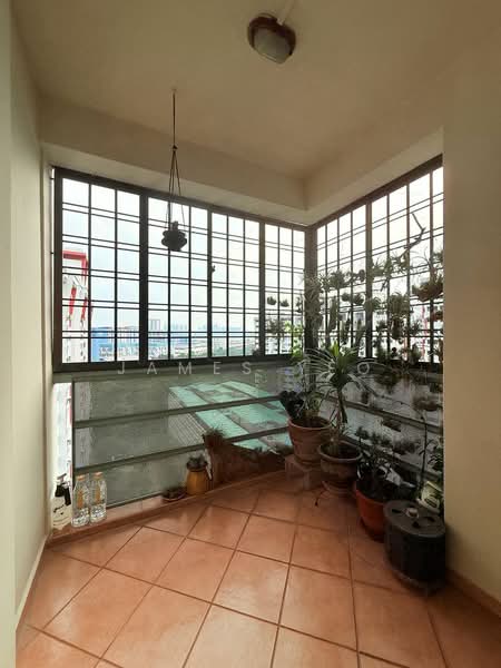 279 Toh Guan Road, 279 Toh Guan Road, 3 Bedrooms, 1,292 sqft, HDB Flat For Sale, by James Yeo, 500206627 - Balcony - PropertyGuru.com.sg