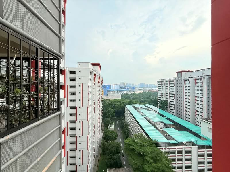 279 Toh Guan Road, 279 Toh Guan Road, 3 Bedrooms, 1,292 sqft, HDB Flat For Sale, by James Yeo, 500206627 - Exterior - PropertyGuru.com.sg