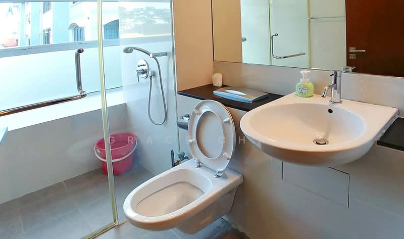 D'Gallery, 15 Jalan Masjid, Room Rental, 200 sqft, Apartment For Rent, by Grace Chan, 500206663 - Bathroom - PropertyGuru.com.sg