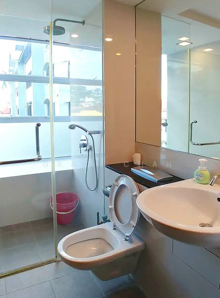 D'Gallery, 15 Jalan Masjid, Room Rental, 200 sqft, Apartment For Rent, by Grace Chan, 500206663 - Bathroom - PropertyGuru.com.sg
