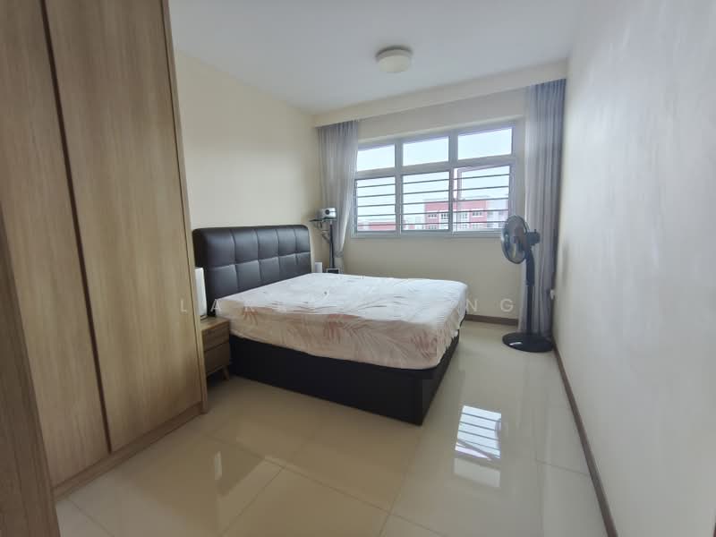438A Bukit Batok West Avenue 8, 438A Bukit Batok West Avenue 8, 3 Bedrooms, 1,001 sqft, HDB Flat For Sale, by Larry Leong, 500206666 - Bedroom - PropertyGuru.com.sg