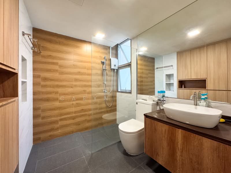 Palm Grove Condo, 19 Palm Grove Avenue, 3 Bedrooms, 1,281 sqft, Condominium For Sale, by Caryn Wong, 500206668 - Bathroom - PropertyGuru.com.sg