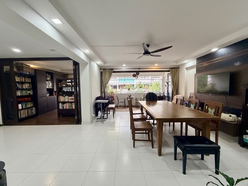 893C Woodlands Drive 50, 893C Woodlands Drive 50, 4 Bedrooms, 1,485 sqft, HDB Flat For Sale, by Eric Ee, 500206681 - Living Room - PropertyGuru.com.sg