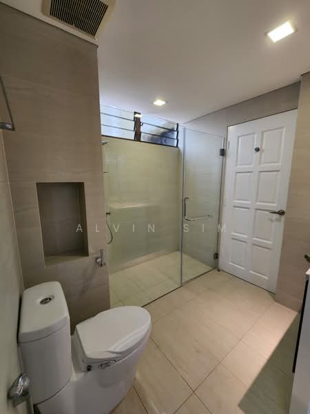 Sommerville Park, Sommerville Estate Road, 3 Bedrooms, 1,948 sqft, Condominium For Rent, by Alvin Sim, 500206702 - Bathroom - PropertyGuru.com.sg