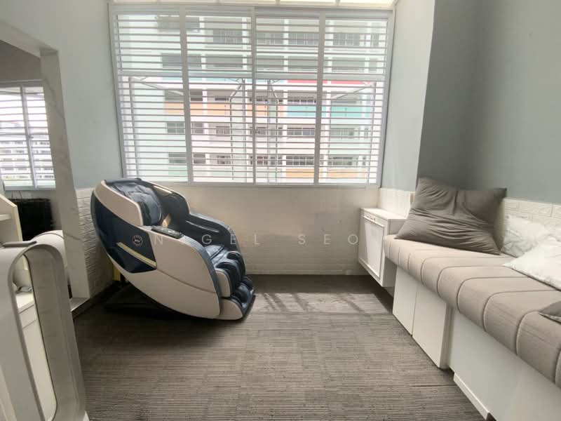 287 Choa Chu Kang Avenue 2, 287 Choa Chu Kang Avenue 2, 4 Bedrooms, 1,604 sqft, HDB Flat For Sale, by Nigel Seow, 500206706 - Balcony - PropertyGuru.com.sg
