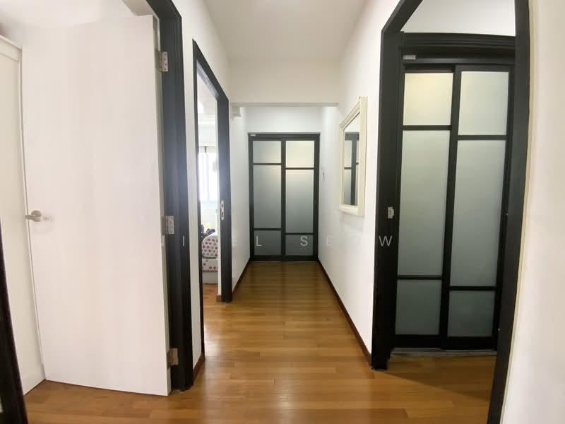 287 Choa Chu Kang Avenue 2, 287 Choa Chu Kang Avenue 2, 4 Bedrooms, 1,604 sqft, HDB Flat For Sale, by Nigel Seow, 500206706 - Corridor - PropertyGuru.com.sg