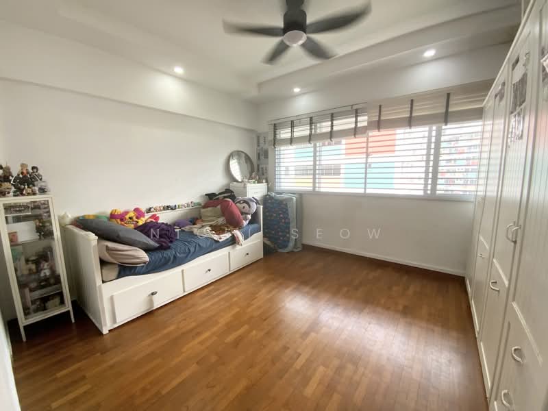 287 Choa Chu Kang Avenue 2, 287 Choa Chu Kang Avenue 2, 4 Bedrooms, 1,604 sqft, HDB Flat For Sale, by Nigel Seow, 500206706 - Bedroom - PropertyGuru.com.sg