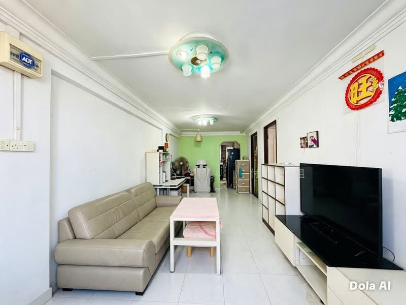 19 Eunos Crescent, 19 Eunos Crescent, 3 Bedrooms, 818 sqft, HDB Flat For Sale, by Cindy Fu 付小姐, 500206707 - Living Room - PropertyGuru.com.sg