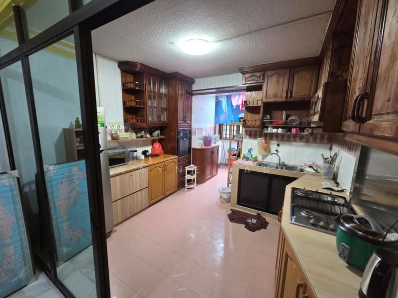 450 Hougang Avenue 10, 450 Hougang Avenue 10, Room Rental, 100 sqft, HDB Flat For Rent, by Wayne Tan, 500206714 - Kitchen - PropertyGuru.com.sg