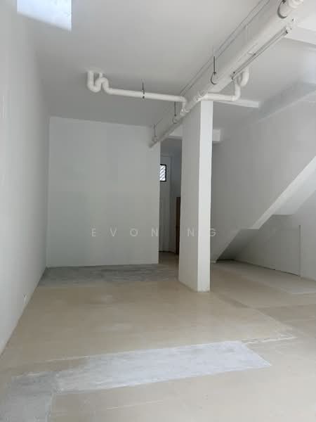 Reservoir Village, Bedok Reservoir Road, 630 sqft, Shop / Shophouse For Rent, by Evon Ng, 500206716 - Interior - CommercialGuru.com.sg