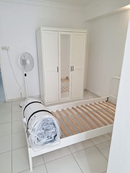477 Pasir Ris Drive 6, 477 Pasir Ris Drive 6, Room Rental, 200 sqft, HDB Flat For Rent, by Hayley Koh Wan Ting, 500206718 - Bedroom - PropertyGuru.com.sg
