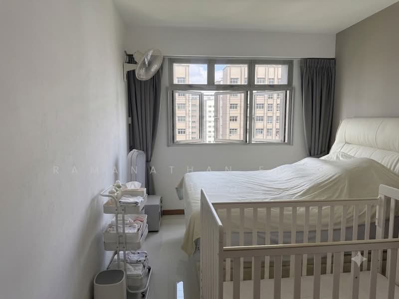 228A Punggol Field, 228A Punggol Field, 3 Bedrooms, 1,206 sqft, HDB Flat For Sale, by Ramanathan Eddie, 500206721 - Bedroom - PropertyGuru.com.sg