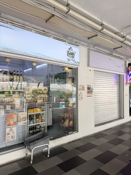 Reservoir Shopping Centre, Bedok Reservoir Road, 350 sqft, Shop / Shophouse For Rent, by Evon Ng, 500206727 - Exterior - CommercialGuru.com.sg