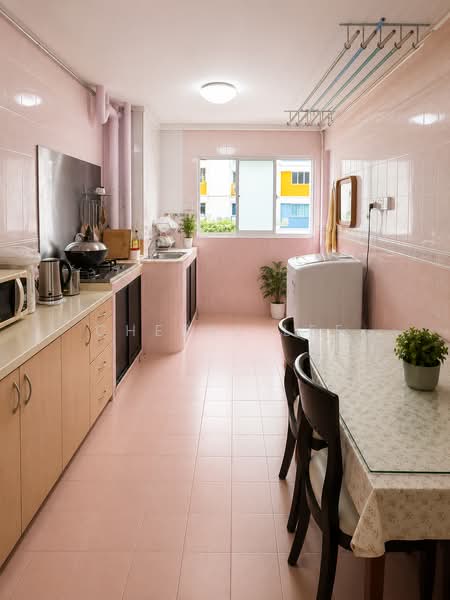 216 Yishun Street 21, 216 Yishun Street 21, 2 Bedrooms, 732 sqft, HDB Flat For Sale, by Cheryl Lee, 500206738 - Kitchen - PropertyGuru.com.sg