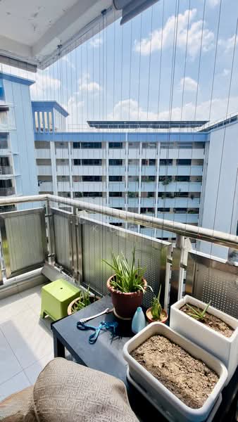 204A Compassvale Drive photo 3