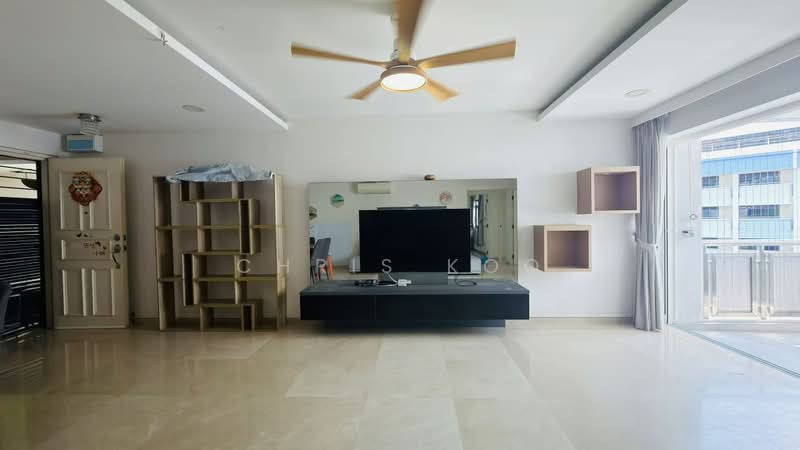 204A Compassvale Drive, 204A Compassvale Drive, Hougang / Punggol / Sengkang, 3 Bedrooms, 1,184 sqft, HDB Flat For Rent, by Chris Koo, 500206748 - Living Room - PropertyGuru.com.sg