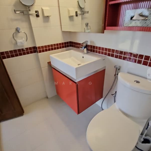The Bayshore, 34 Bayshore Road, 3 Bedrooms, 1,227 sqft, Condominium For Rent, by Mark G, 500206755 - Bathroom - PropertyGuru.com.sg