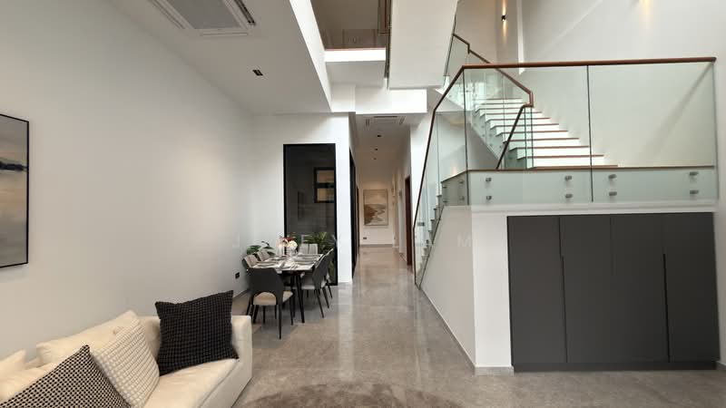 A BRAND NEW 3 STOREY INTERMEDIATE TERRACE WITH AN ATTIC AND LIFT, Sembawang / Yishun, 5 Bedrooms, 4,834 sqft, Terraced House For Sale, by Joey Lam, 500206761 - Interior - PropertyGuru.com.sg