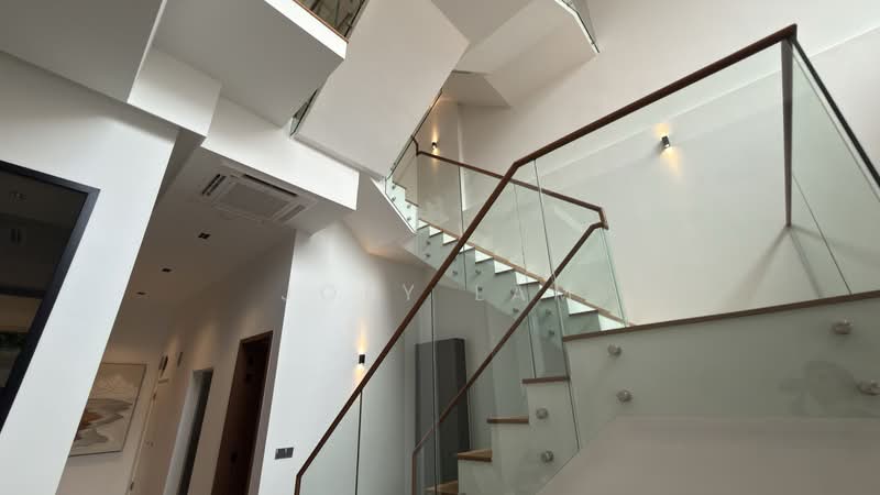 A BRAND NEW 3 STOREY INTERMEDIATE TERRACE WITH AN ATTIC AND LIFT, Sembawang / Yishun, 5 Bedrooms, 4,834 sqft, Terraced House For Sale, by Joey Lam, 500206761 - Interior - PropertyGuru.com.sg