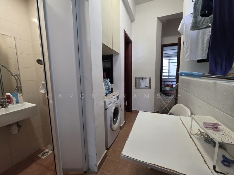 Merawoods, , 3 Bedrooms, 1,345 sqft, Condominium For Sale, by Marcus Ramsey Goh, 500206764 - Bathroom - PropertyGuru.com.sg