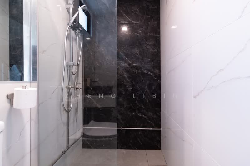 125 Owen Road, , Studio, 300 sqft, Walk-up Apartment For Rent, by Zheng Libin, 500206769 - Bathroom - PropertyGuru.com.sg