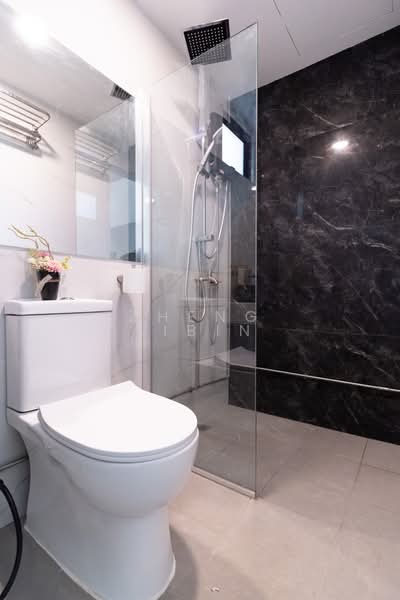 125 Owen Road, , Studio, 300 sqft, Walk-up Apartment For Rent, by Zheng Libin, 500206769 - Bathroom - PropertyGuru.com.sg
