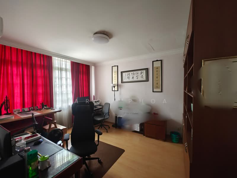 Hua Guan Ave, Sian Tuan Ave, , 7 Bedrooms, 5,000 sqft, Semi-Detached House For Sale, by Aaron Phoa, 500206770 - Study - PropertyGuru.com.sg