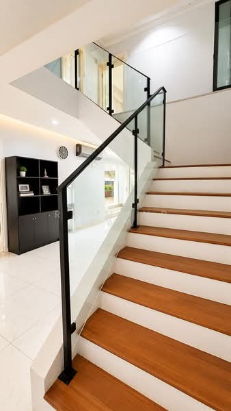 559 Jurong West Street 42, 559 Jurong West Street 42, 4 Bedrooms, 1,496 sqft, HDB Flat For Sale, by Raymond Kwa, 500206771 - Interior - PropertyGuru.com.sg