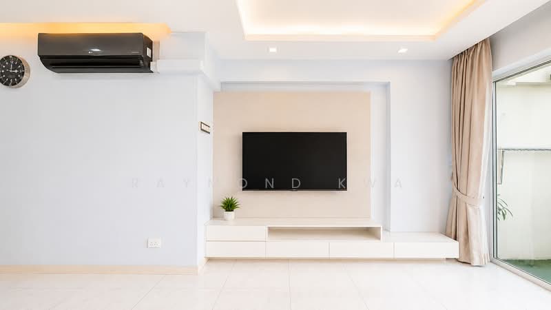 559 Jurong West Street 42, 559 Jurong West Street 42, 4 Bedrooms, 1,496 sqft, HDB Flat For Sale, by Raymond Kwa, 500206771 - Living Room - PropertyGuru.com.sg