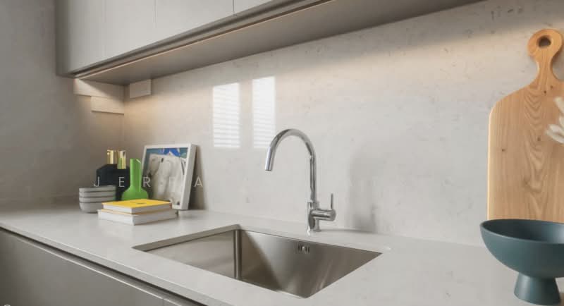 Watten House, 38 Shelford Road, 3 Bedrooms, 1,163 sqft, Condominium For Sale, by Jerralyn Satrio, 500206773 - Kitchen - PropertyGuru.com.sg