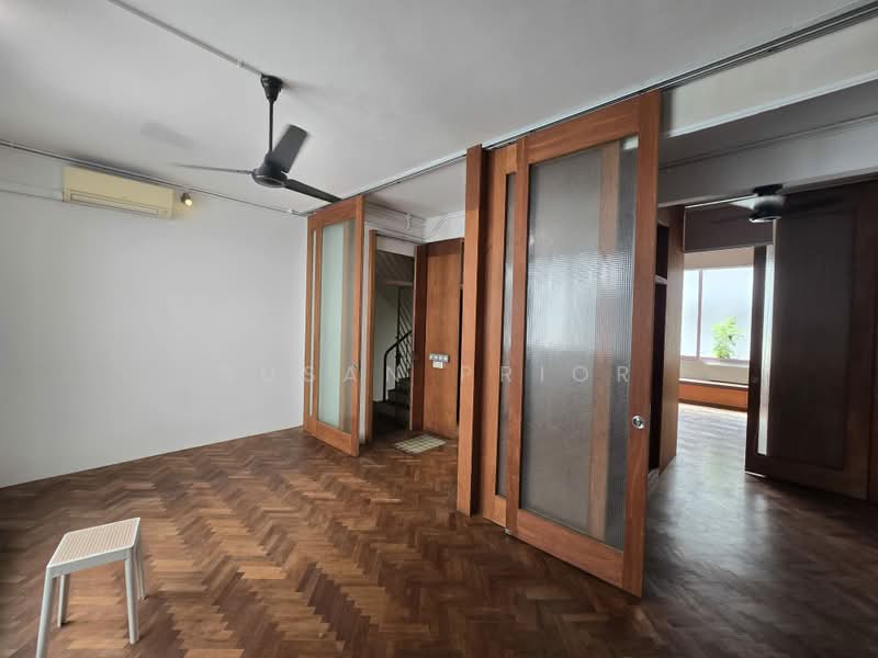 Tiong Bahru Bachelor Pad, Tiong Bahru, Yong Siak Street, 2 Bedrooms, 1,075 sqft, Conservation House For Rent, by Susan Prior, 500206779 - Interior - PropertyGuru.com.sg
