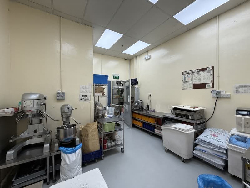 KA Foodlink, 171 Kampong Ampat, 721 sqft, Light Industrial (B1) For Rent, by Evelin Ang, 500206781 - Kitchen - CommercialGuru.com.sg