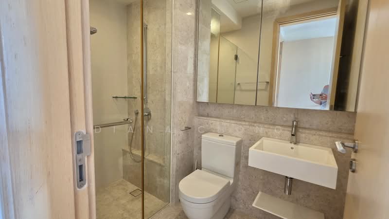 The Azure, 201 Ocean Drive, 3 Bedrooms, 1,743 sqft, Condominium For Sale, by Diana Chong, 500206782 - Bathroom - PropertyGuru.com.sg