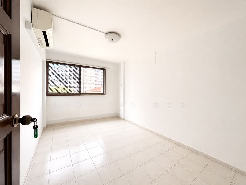 426 Bukit Batok West Avenue 2, 426 Bukit Batok West Avenue 2, 3 Bedrooms, 893 sqft, HDB Flat For Sale, by Andy Tan 陈志豪, 500206786 - Interior - PropertyGuru.com.sg