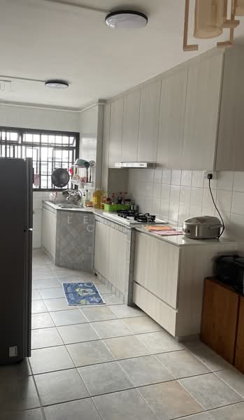 181 Bishan Street 13, 181 Bishan Street 13, Room Rental, 150 sqft, HDB Flat For Rent, by Lee Lee CHEN, 500206788 - Kitchen - PropertyGuru.com.sg