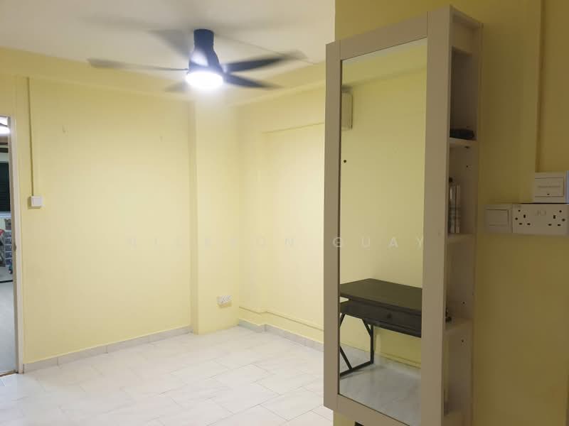 Master Bedroom available for rent in Jurong West area! 040, , Room Rental, 122 sqft, HDB Flat For Rent, by Nickson Guay, 500206793 - Interior - PropertyGuru.com.sg