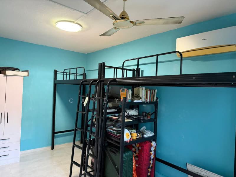 520 Jurong West Street 52, 520 Jurong West Street 52, 2 Bedrooms, 796 sqft, HDB Flat For Sale, by Candy Tay, 500206808 - Bedroom - PropertyGuru.com.sg