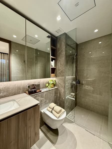 ELTA, 12 Clementi Avenue 1, 5 Bedrooms, 1,776 sqft, Condominium For Sale, by Elaine Goh, 500206809 - Bathroom - PropertyGuru.com.sg