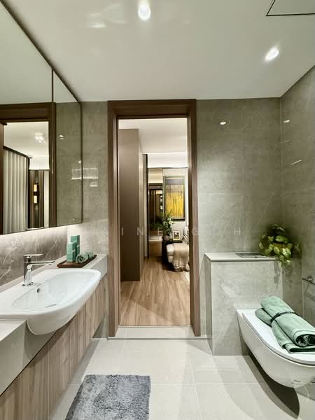 ELTA, 12 Clementi Avenue 1, 5 Bedrooms, 1,776 sqft, Condominium For Sale, by Elaine Goh, 500206809 - Bathroom - PropertyGuru.com.sg