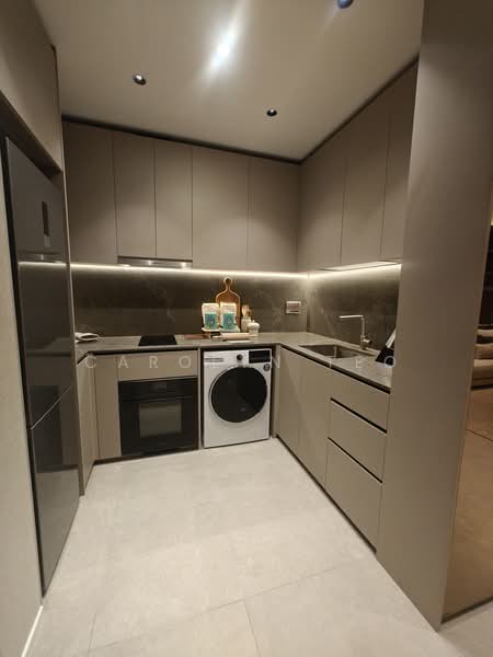 Amber House, 30 Amber Gardens, 2 Bedrooms, 635 sqft, Apartment For Sale, by Carolyn Teo, 500206811 - Kitchen - PropertyGuru.com.sg