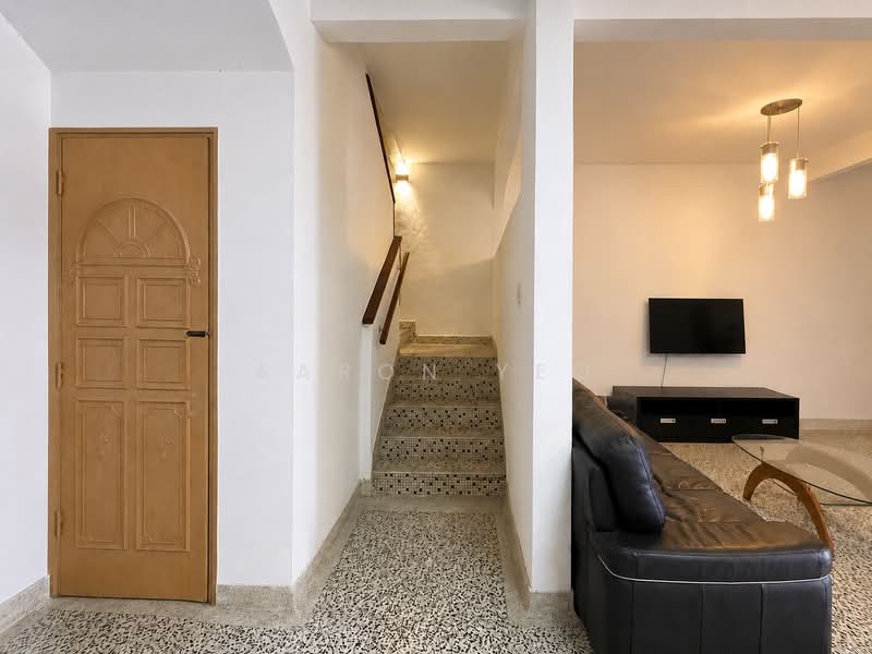 C.H.E.A.P D13 2 Storey Inter Terrace for Sale, Braddell Heights Estate, 4 Bedrooms, 1,380 sqft, Terraced House For Sale, by Aaron Yeo, 500206813 - Living Room - PropertyGuru.com.sg