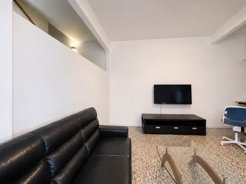 C.H.E.A.P D13 2 Storey Inter Terrace for Sale, Braddell Heights Estate, 4 Bedrooms, 1,380 sqft, Terraced House For Sale, by Aaron Yeo, 500206813 - Living Room - PropertyGuru.com.sg