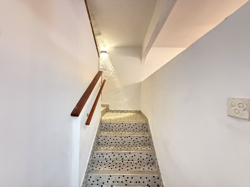 C.H.E.A.P D13 2 Storey Inter Terrace for Sale, Braddell Heights Estate, 4 Bedrooms, 1,380 sqft, Terraced House For Sale, by Aaron Yeo, 500206813 - Stairs - PropertyGuru.com.sg