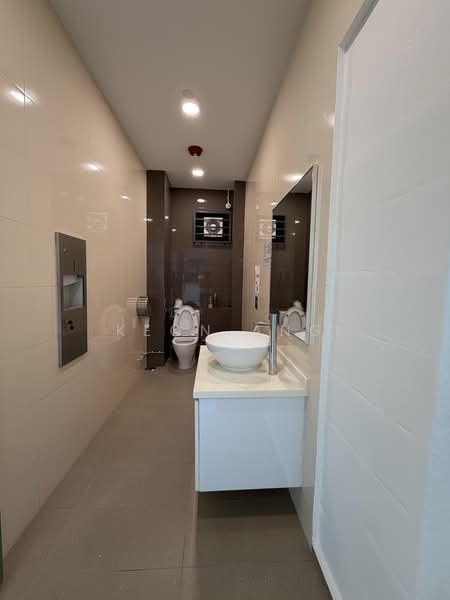 UB. One, 81 Ubi Avenue 4, 1,302 sqft, Light Industrial (B1) For Rent, by Keon Ang, 500206823 - CommercialGuru.com.sg